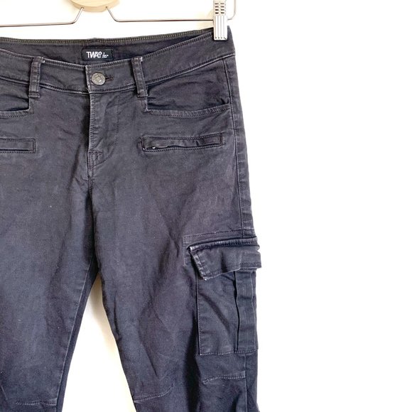 ARITZIA | TNA BLACK/GRAY CARGO PANTS - Picture 3 of 8